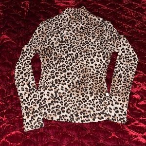 Cheetah turtleneck